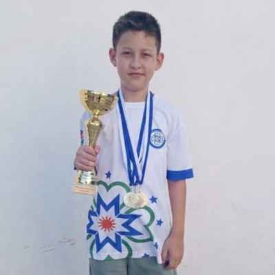 Ayaz Tufaner, İkaria Açık Turnuvası B Kategorisi'nde Şampiyon Oldu