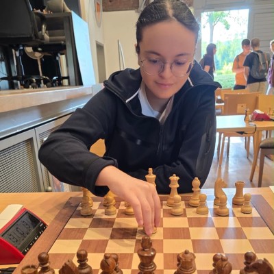 Duru Aksoy, Sparkassen Chess Trophy 2026'da İki Kategoride Birinci Oldu
